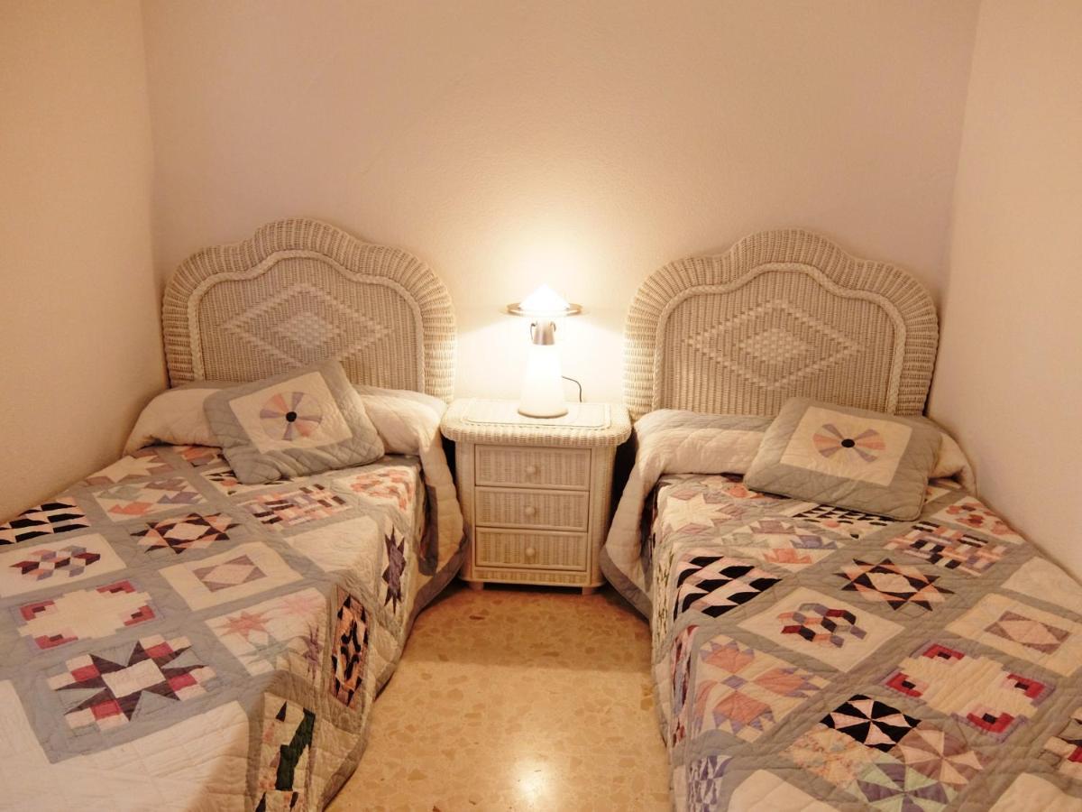 Parque Mota - Alquiler Solo A Familias Apartment Playa de Gandia Екстериор снимка